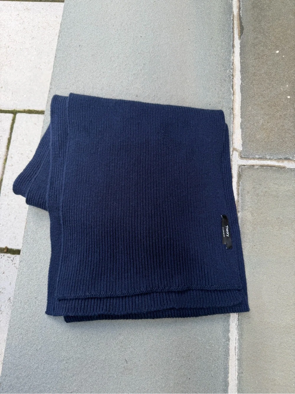 Theory Men’s 100% Merino Wool Navy Blue Oversized Ribbed Knit Scarf 88”x 10”